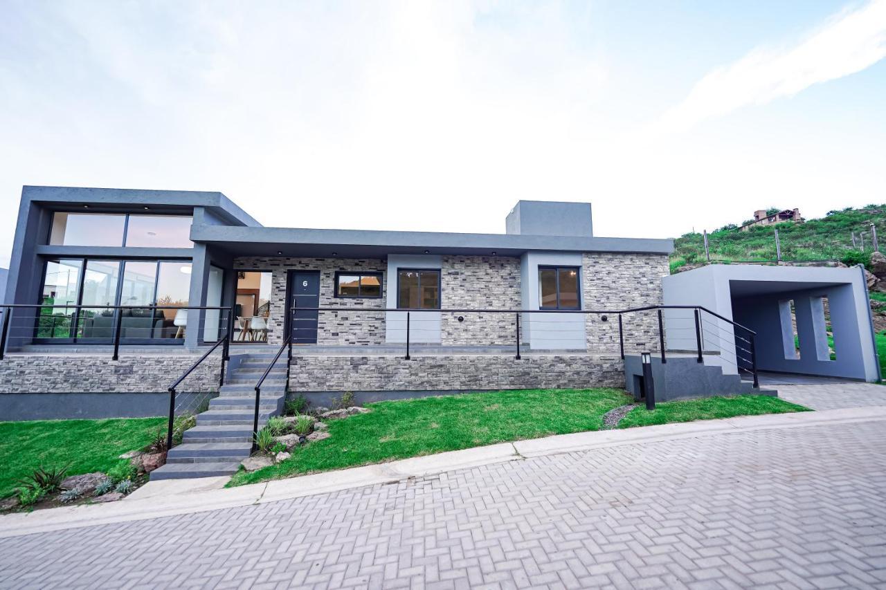 Sunset Village Villa *