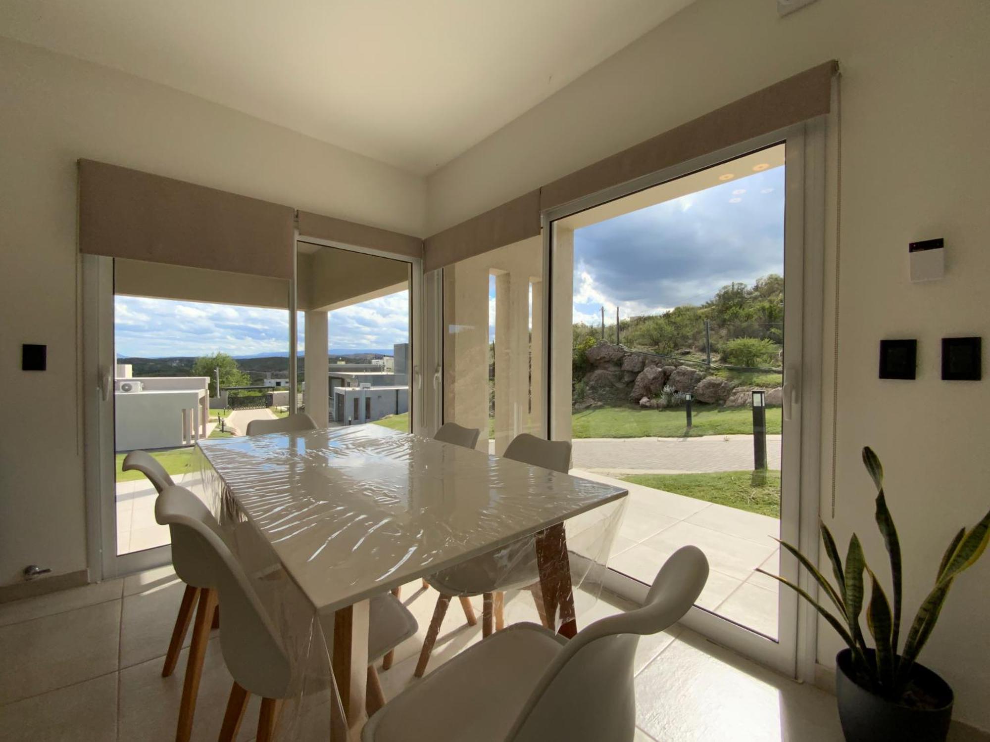 Sunset Village Villa *